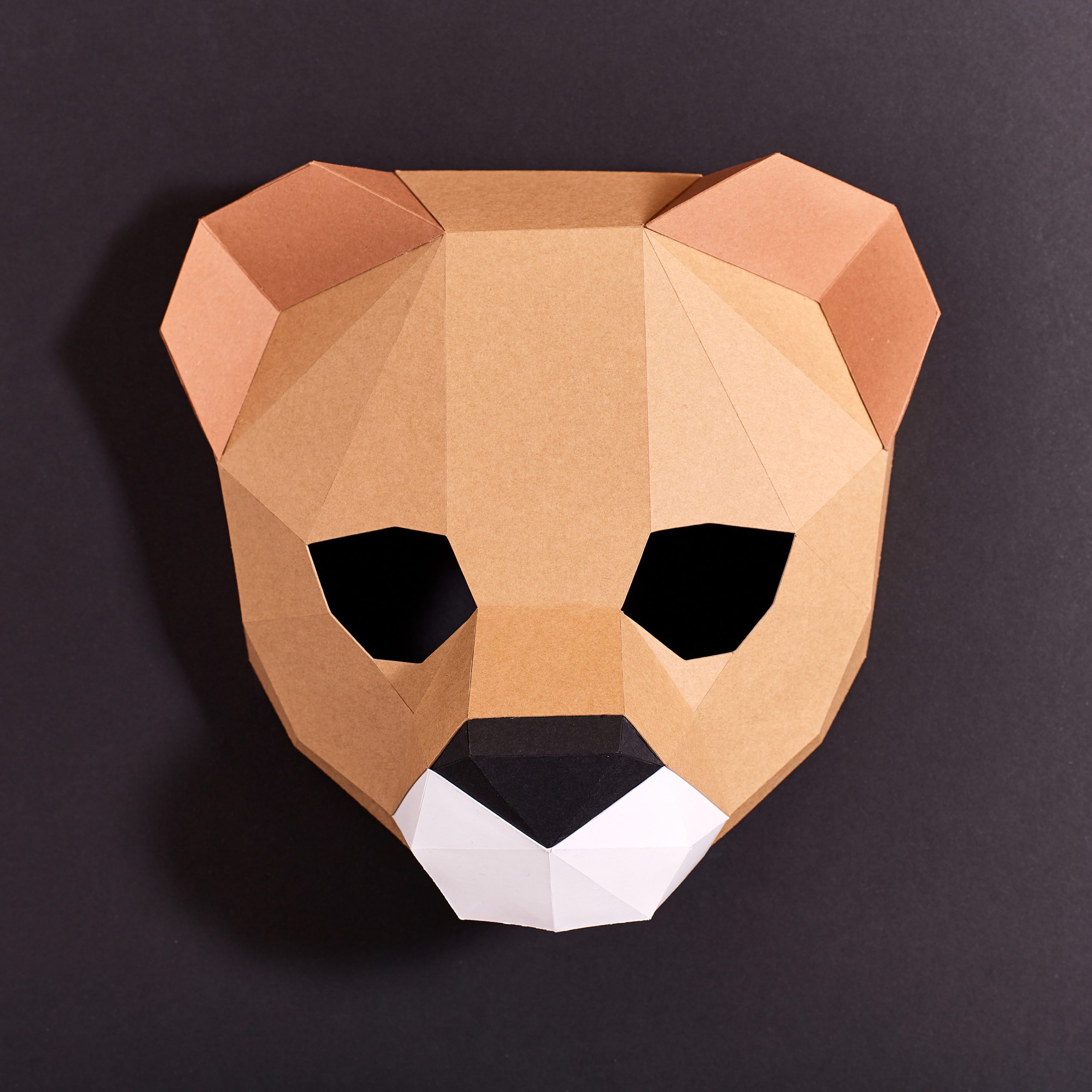 3д маска из бумаги. Паперкрафт голова Льва. Объемная маска. Полигональные маски. Объемные маски животных.